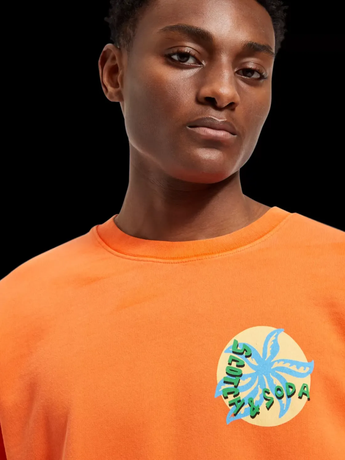 Garment-dyed artwork sweatshirt-Scotch & Soda Online